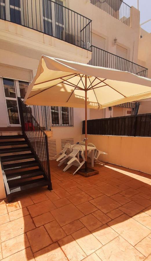La Casa De La Fama - Apartamento Con Patio Exterior Carboneras Bagian luar foto